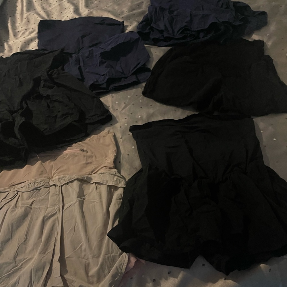 The best, most comfy maternity casual/ workout shorts